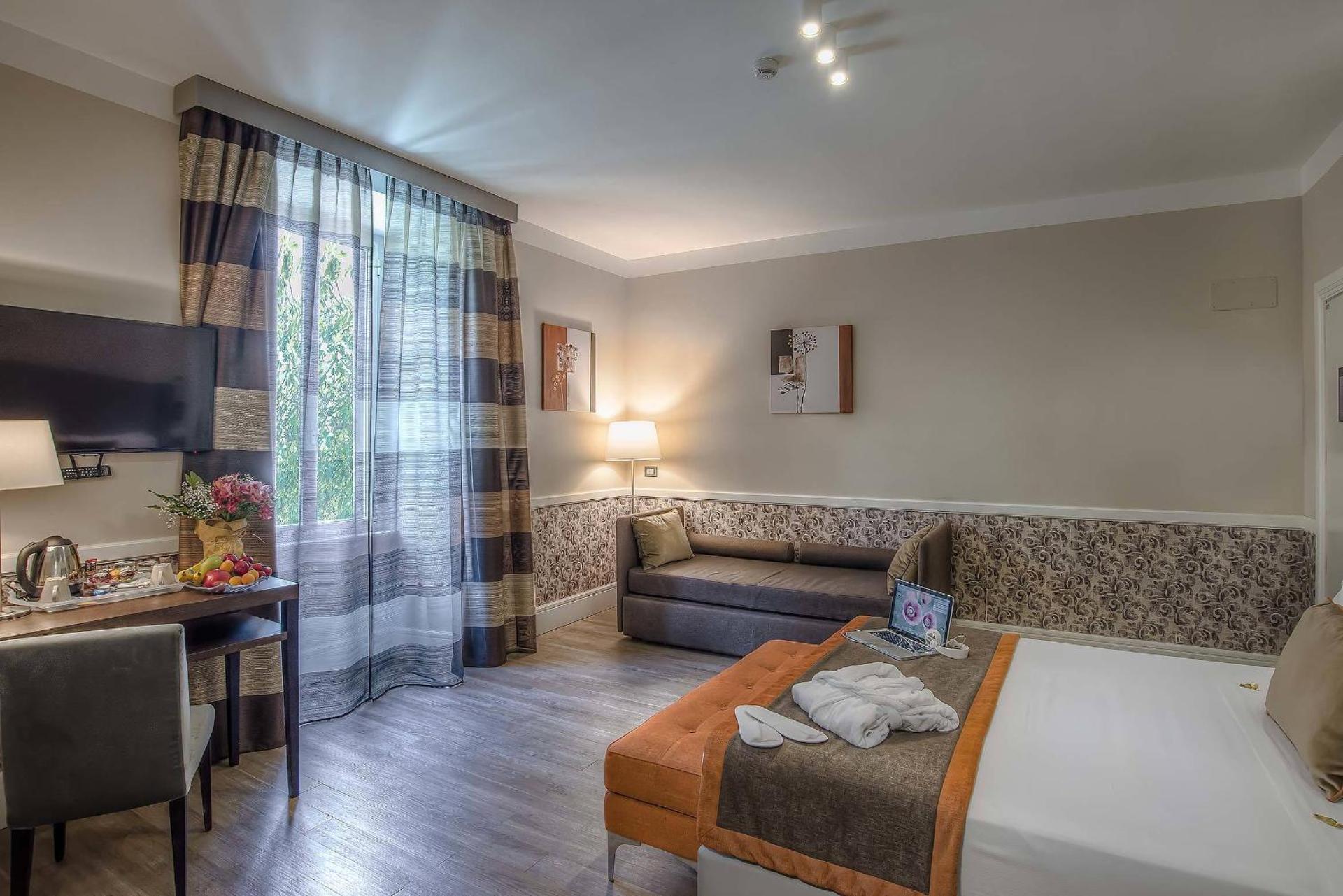 Photo of the whole room