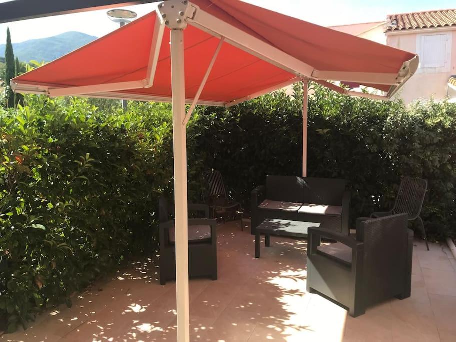 Belle Petite Villa climatisée dans résidence calme