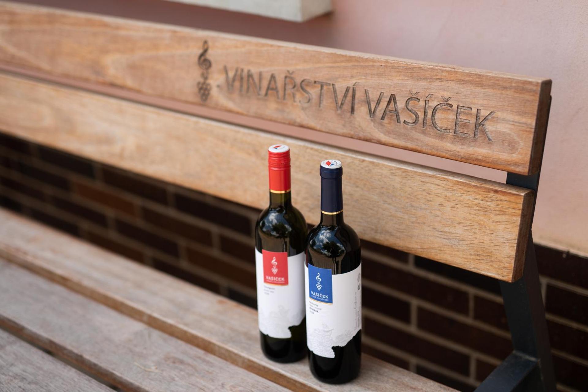 Logo/Certificate/Sign