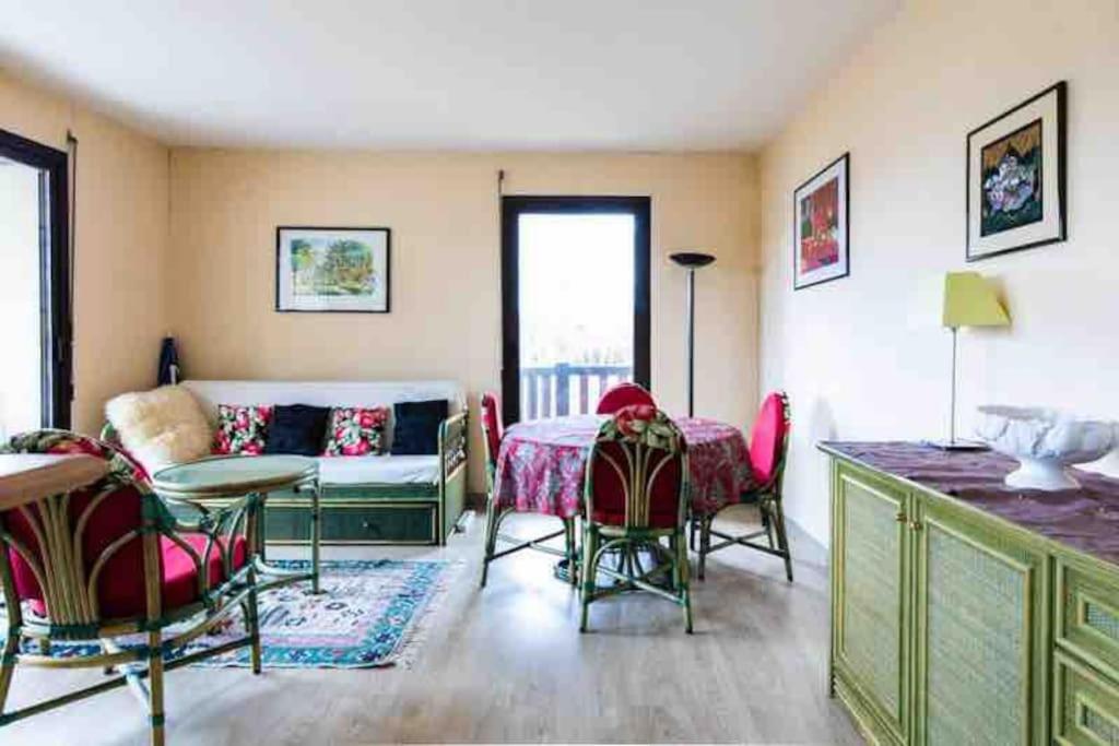 Très bel appartement de Standing a 300 mètres de la mer, et à proximité du casino de Deauville