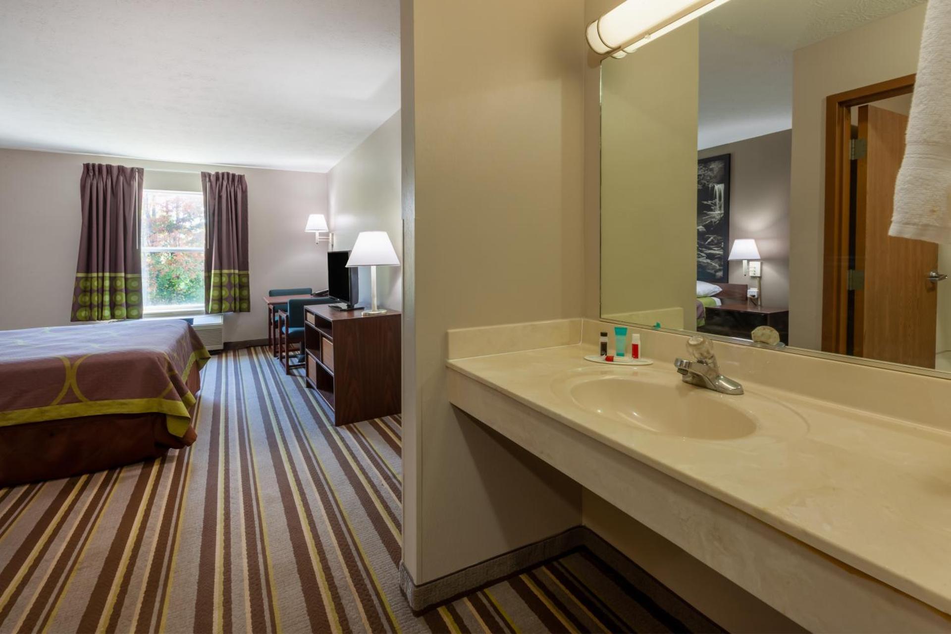 Photo of the whole room