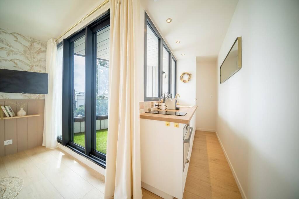 Appart'Hôtel & Spa "Les Voiles" Le Père Banard