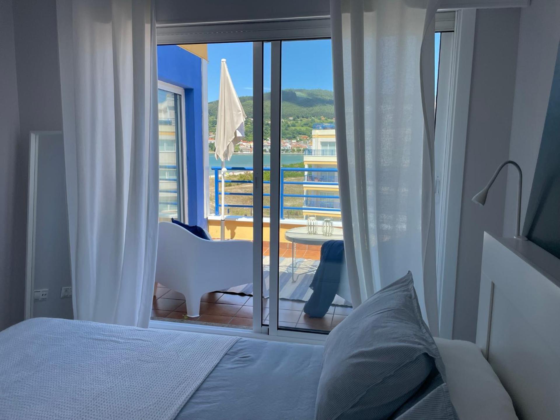 Apartamento con vistas al mar B5 Urb Puerto Azul