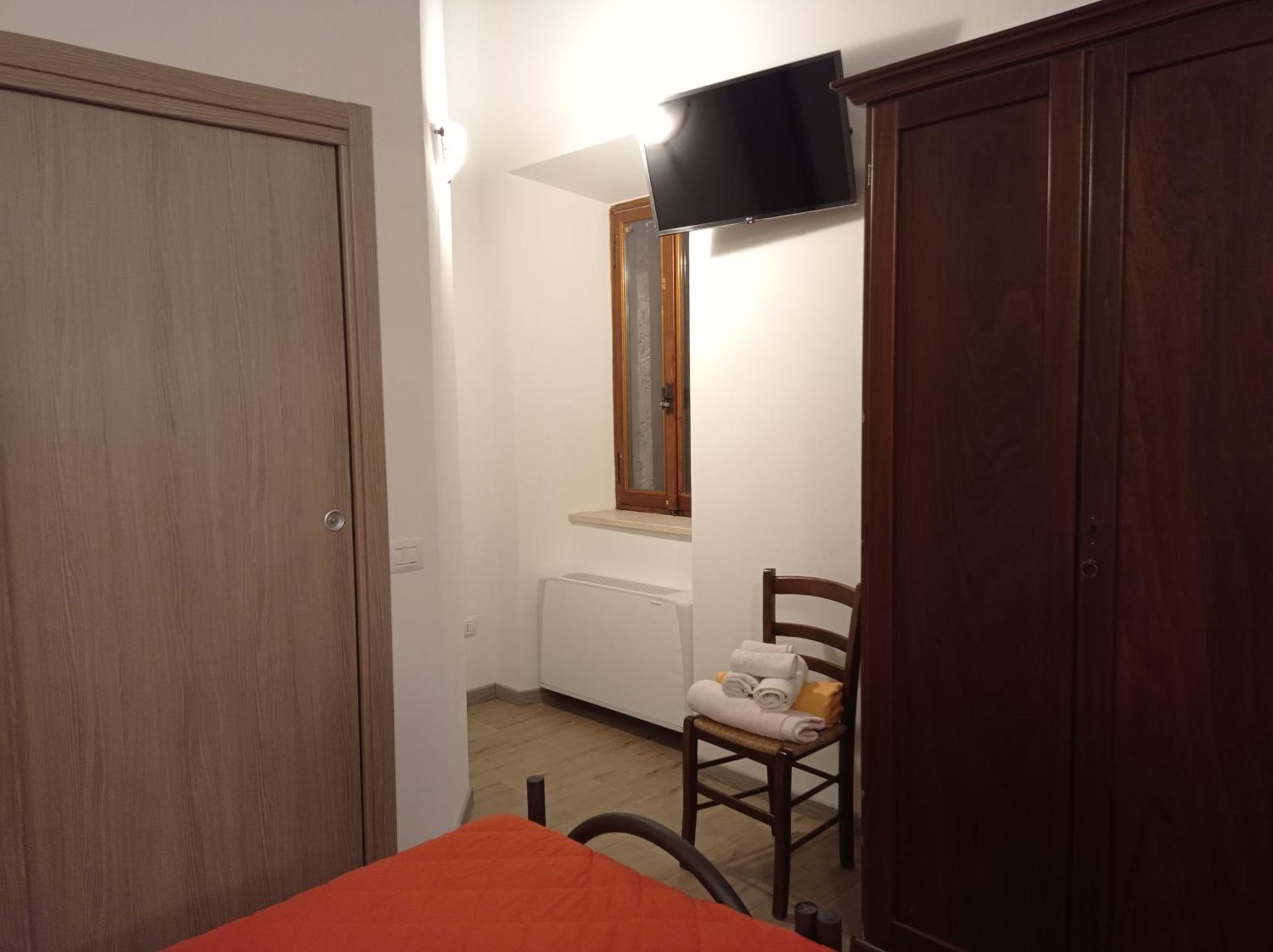 AFFITTACAMERE RISTORANTE GUAITA SANT'EUTIZIO