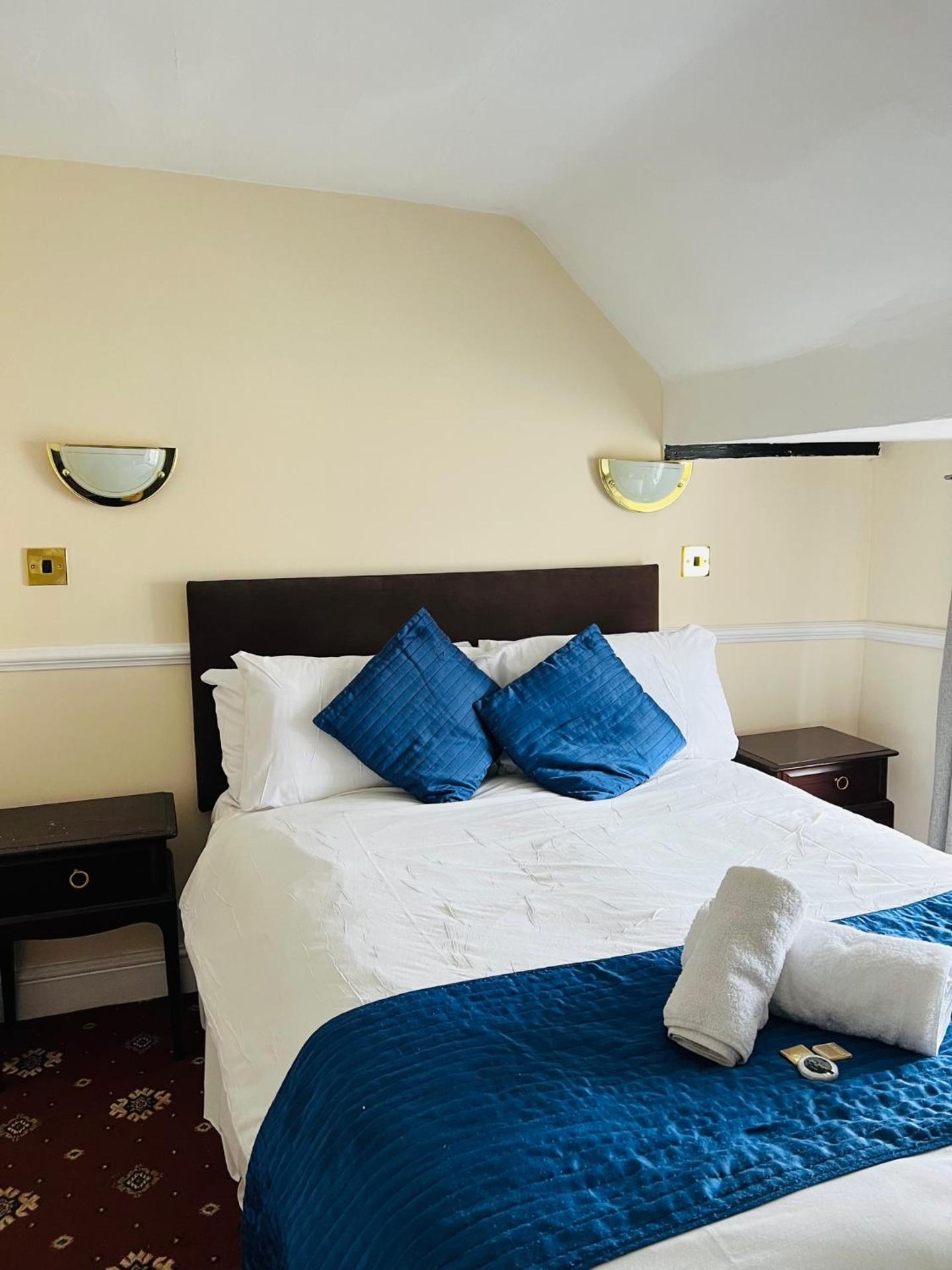 Crown Hotel Brackley