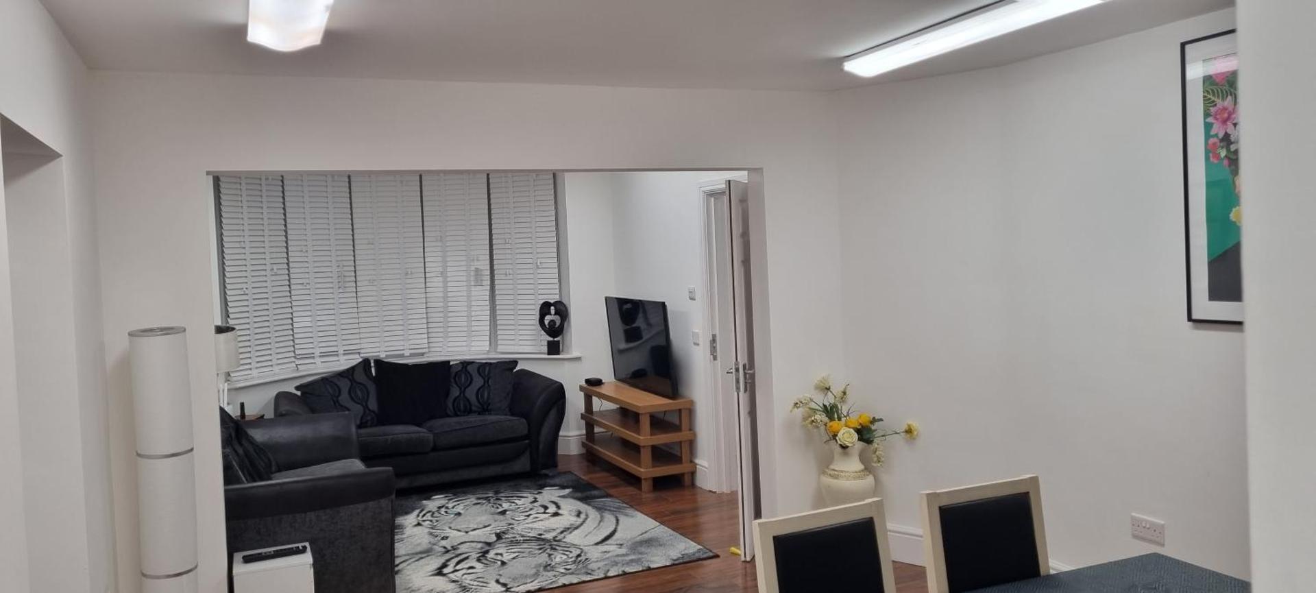 Communal lounge/ TV room