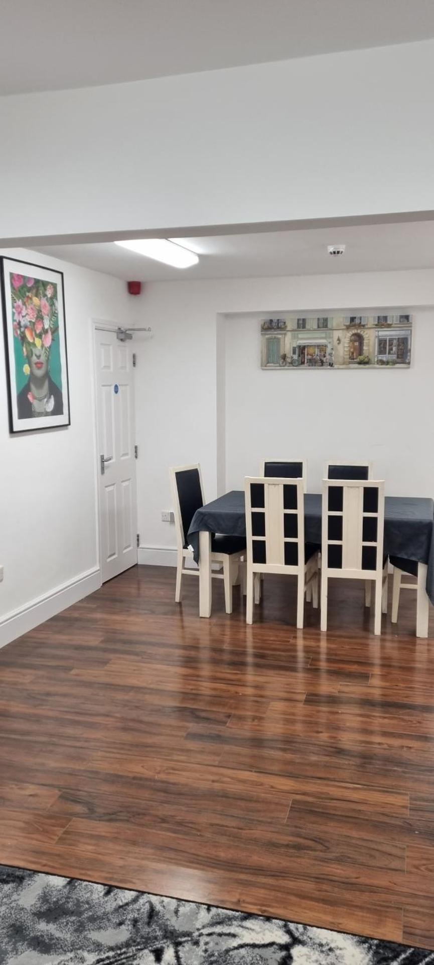 Communal lounge/ TV room