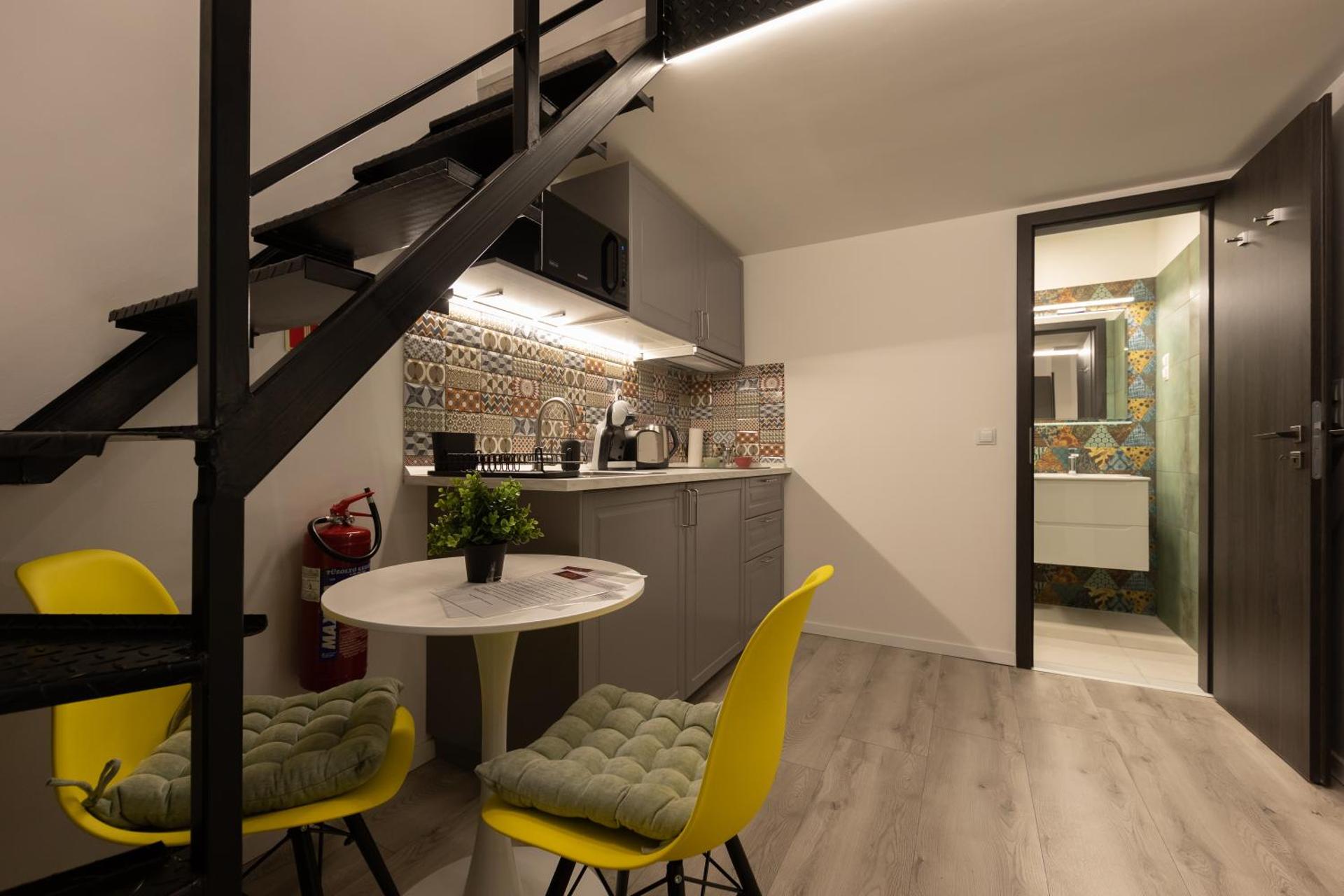 Glam Castle Apartments