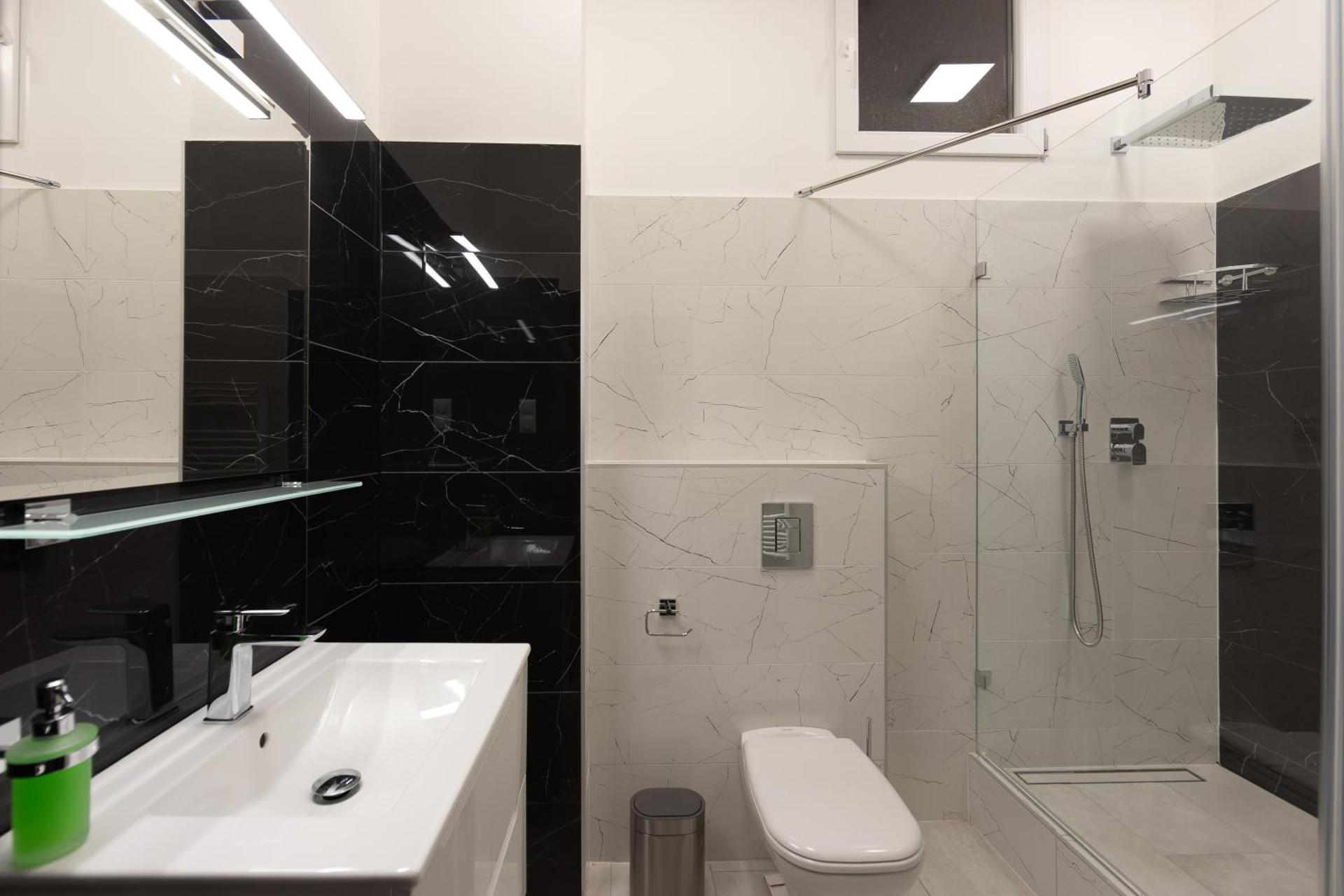 Glam Castle Apartments