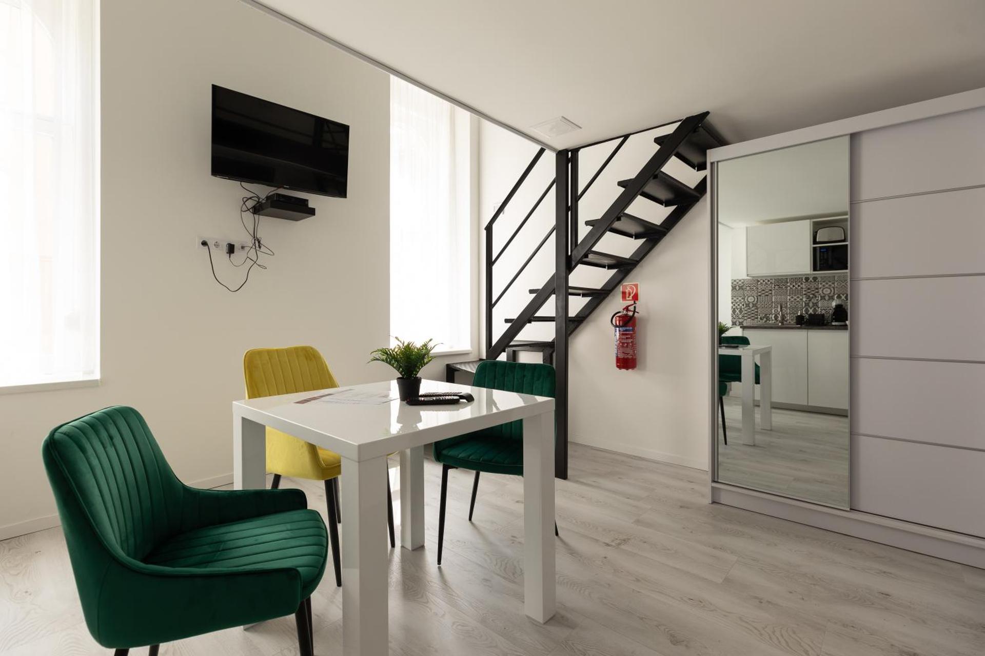 Glam Castle Apartments