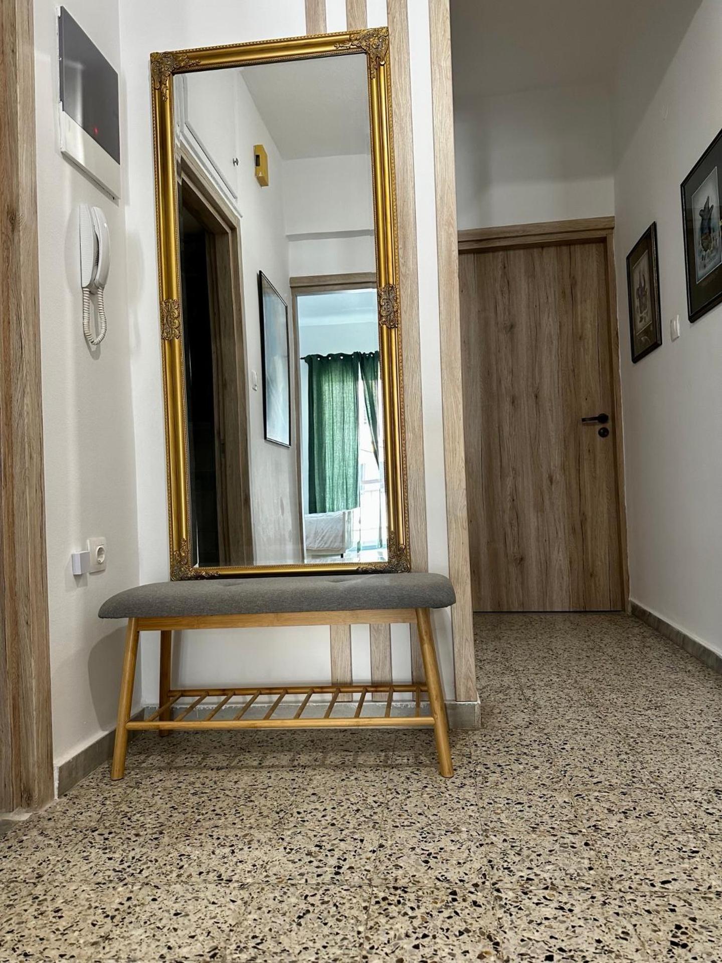 Sunflower suite Trikala