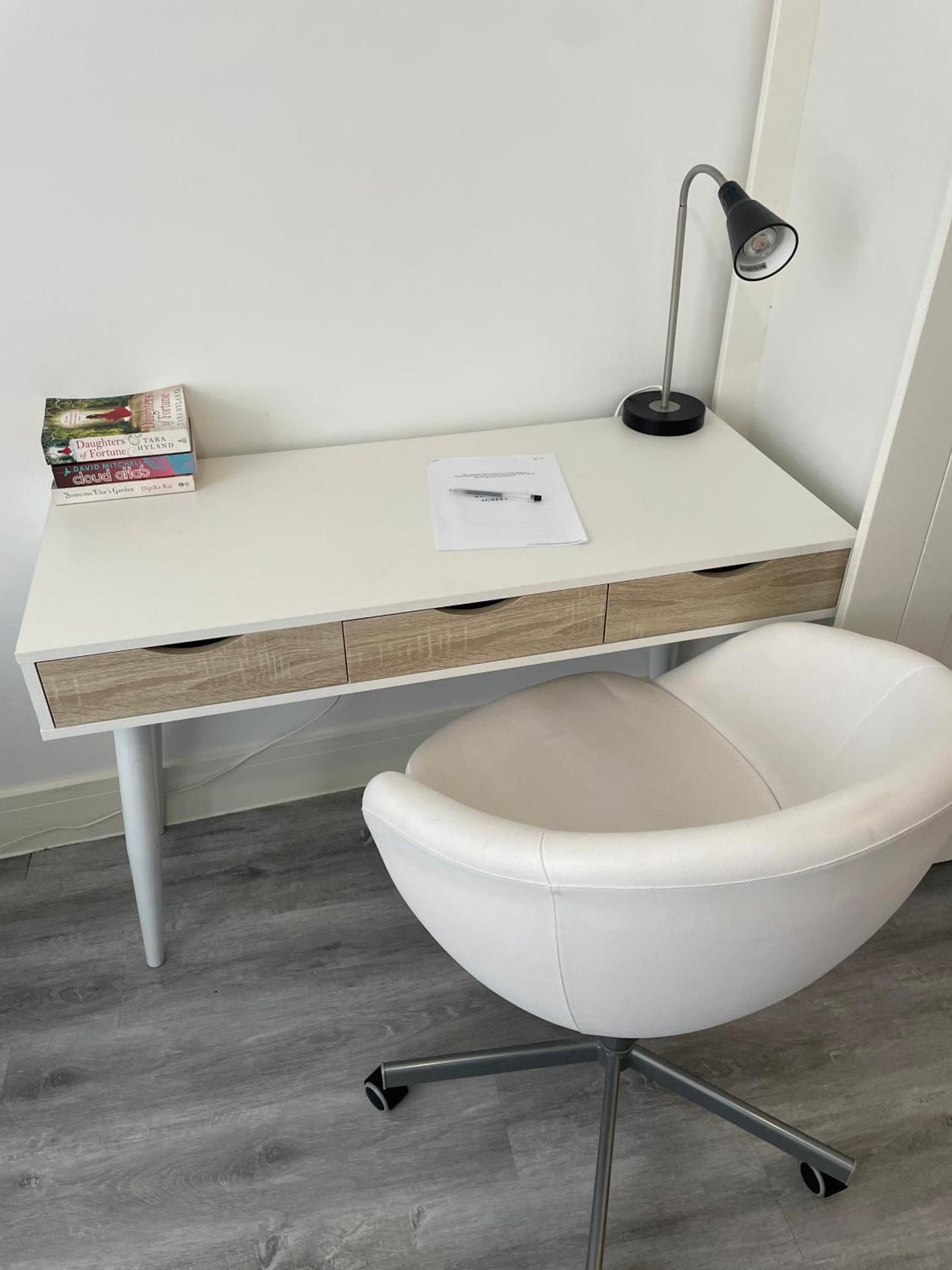 Beautiful Central Woking Studio