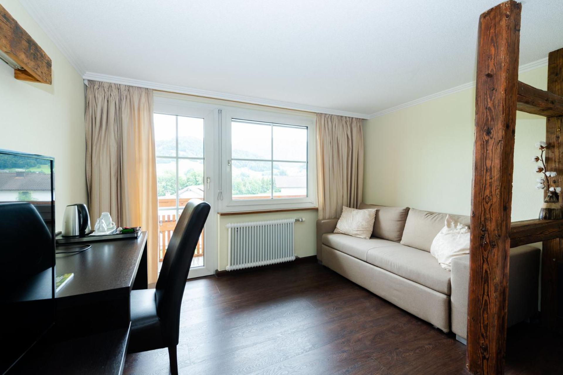 Photo of the whole room