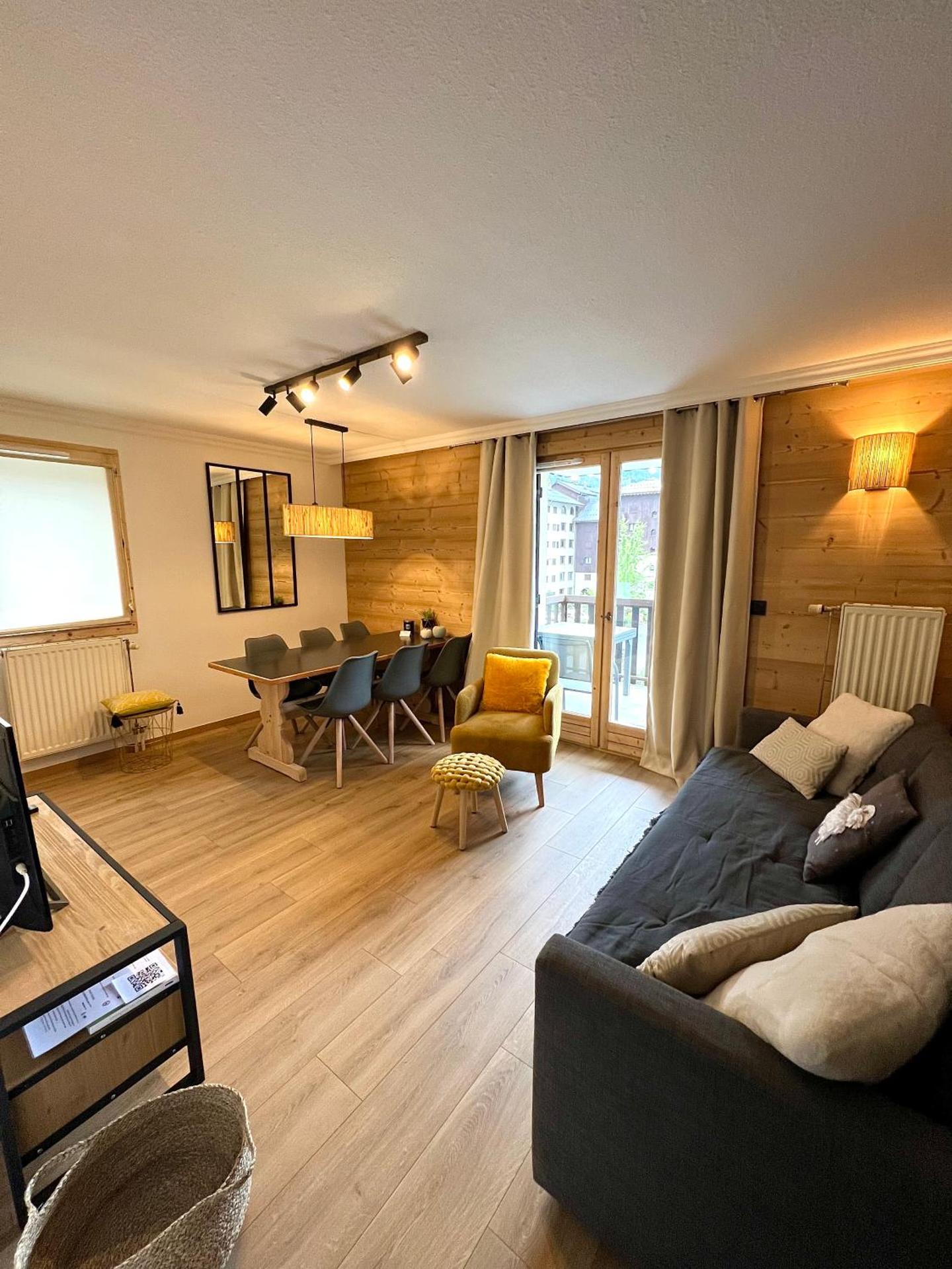 Mont Blanc 25, vue Mont blanc, balcon, parking