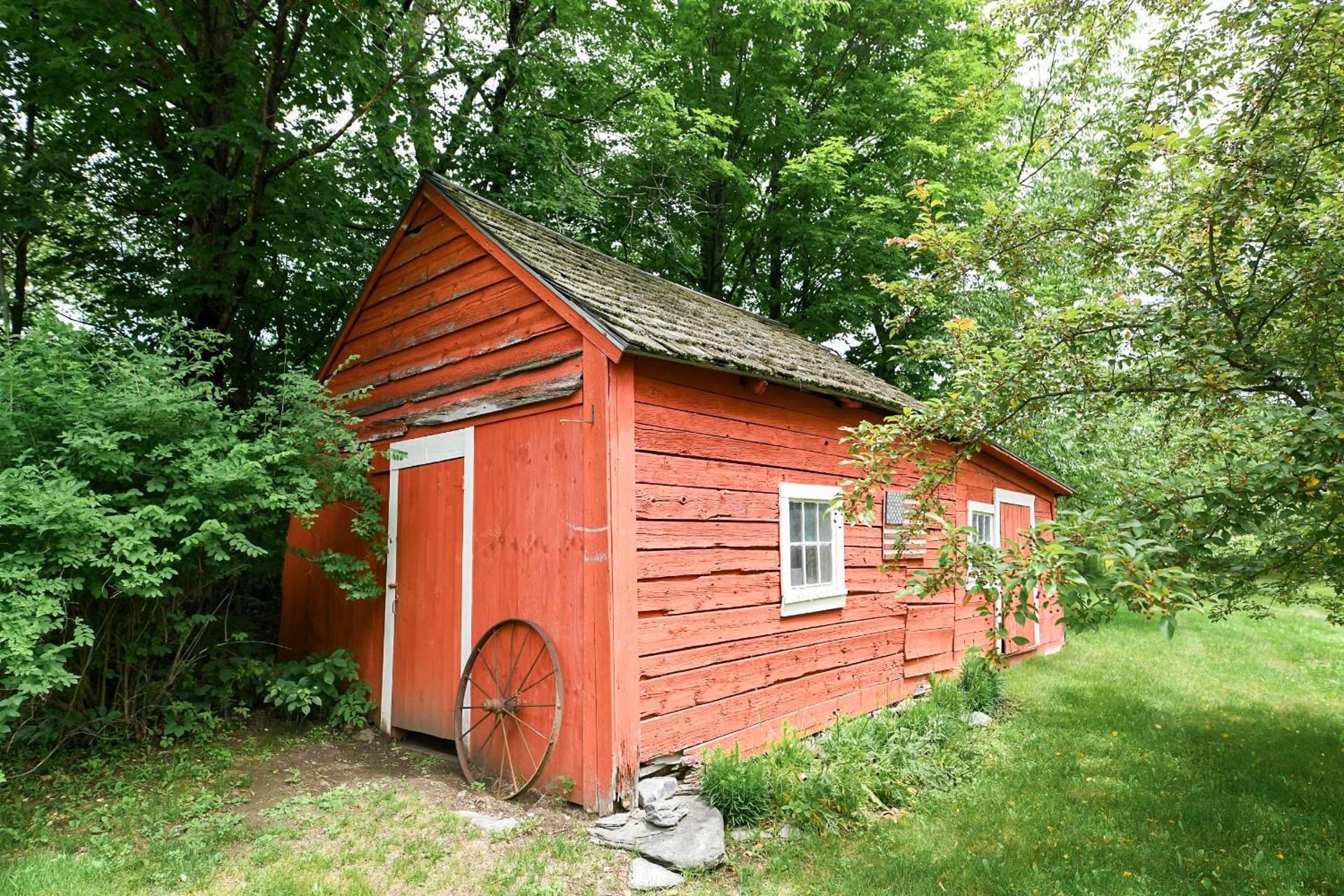 1820 House - VT Charm + Modern Comforts + Hot Tub