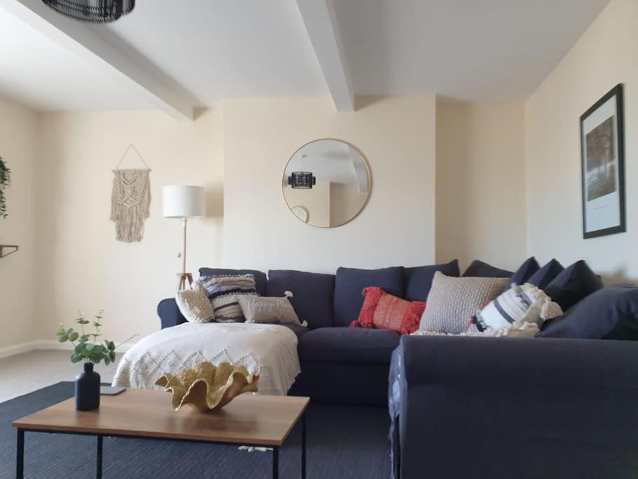 Two Bed Flat Sea view Old town Hastings