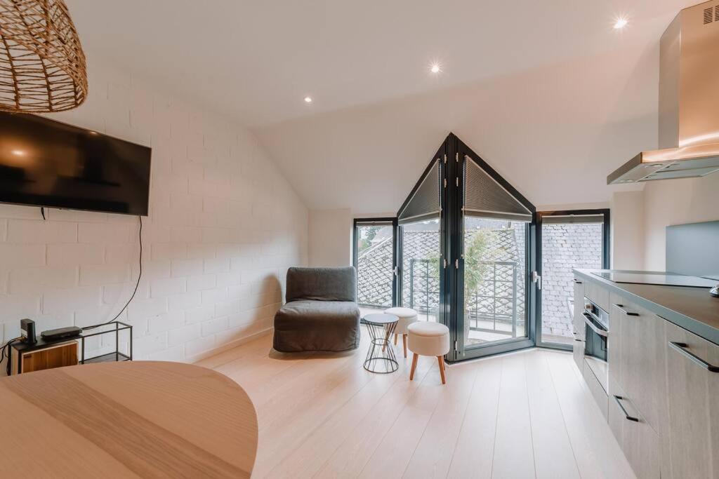 Chimay : La Chambre Dorée de la Grand Place