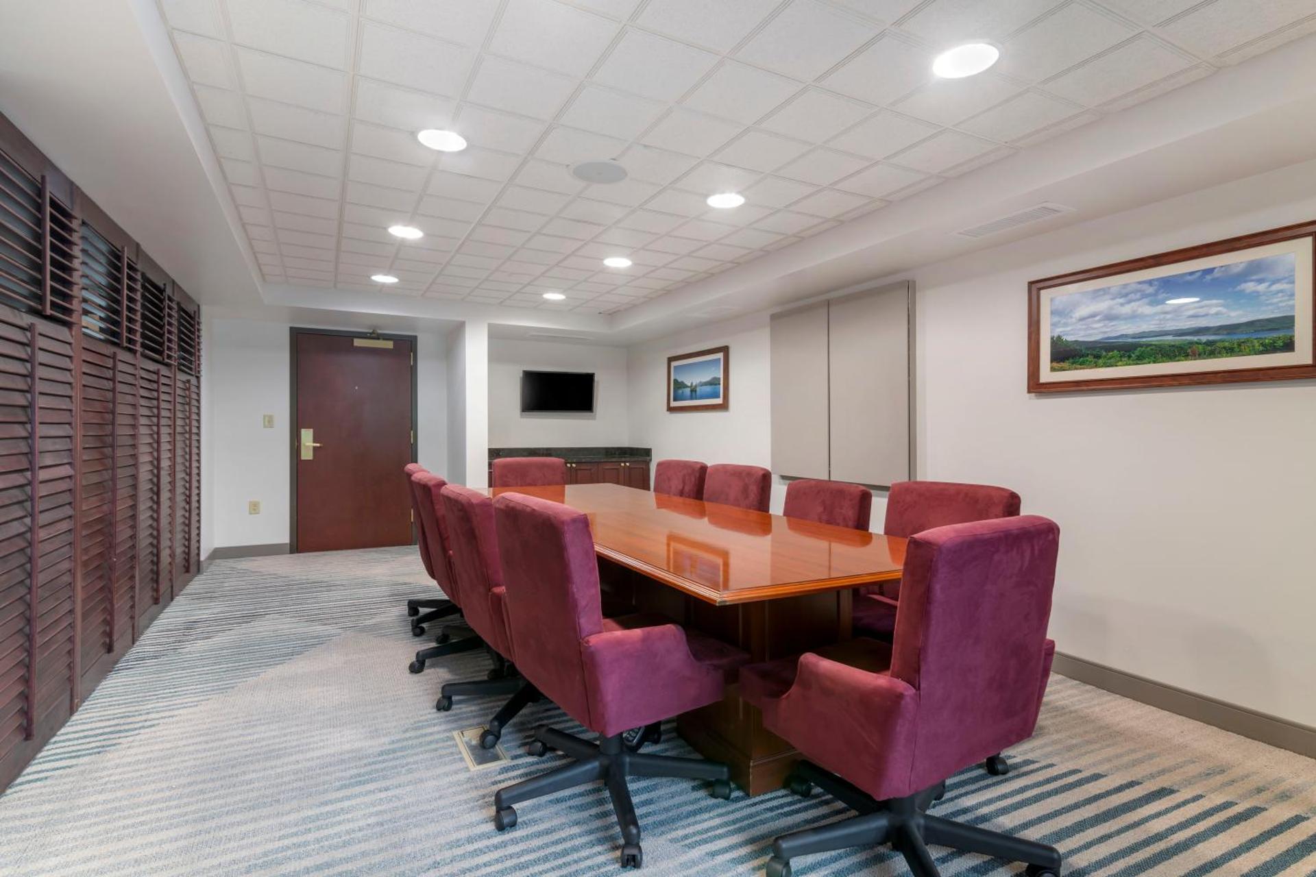 Meeting/conference room