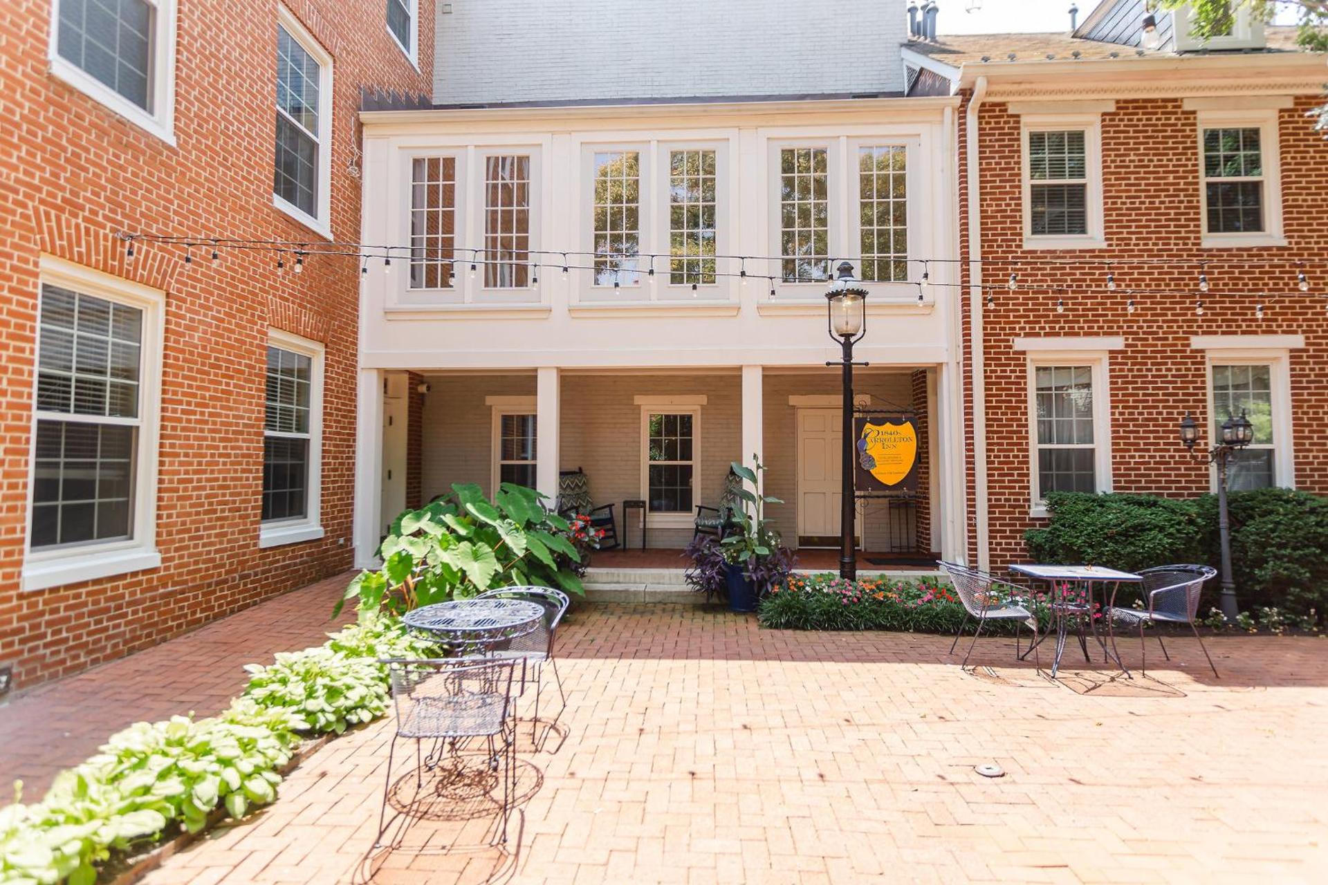 1840s Carrollton Inn