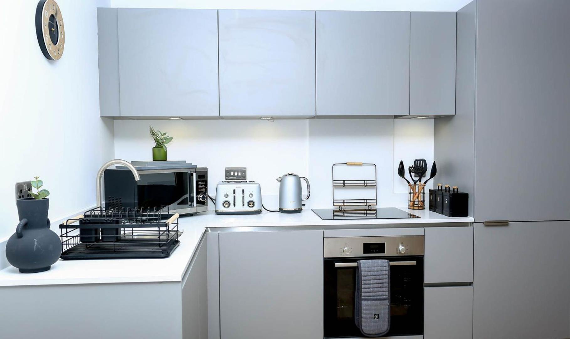 Kitchen or kitchenette