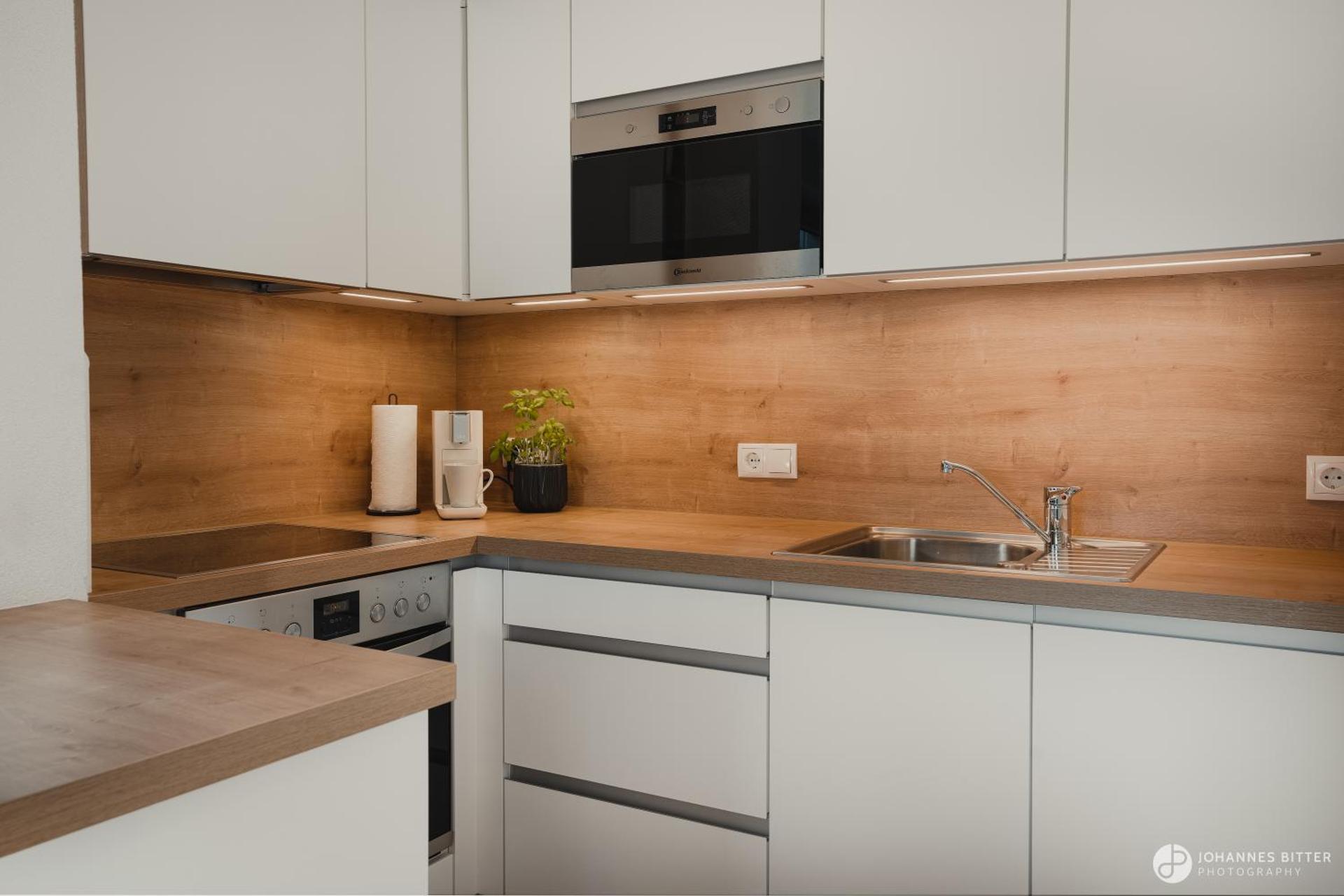 Kitchen or kitchenette