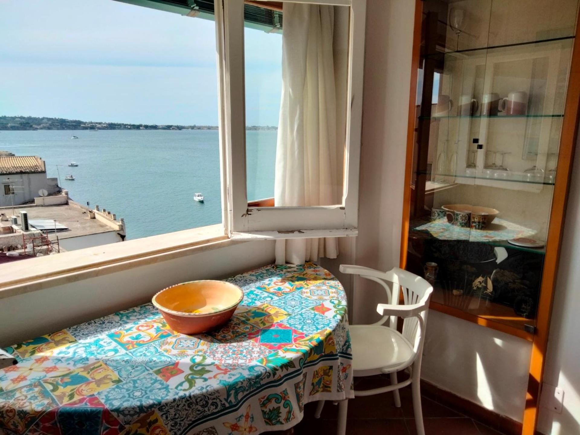 Terrazza sul mare attico "Alfeo e Aretusa"