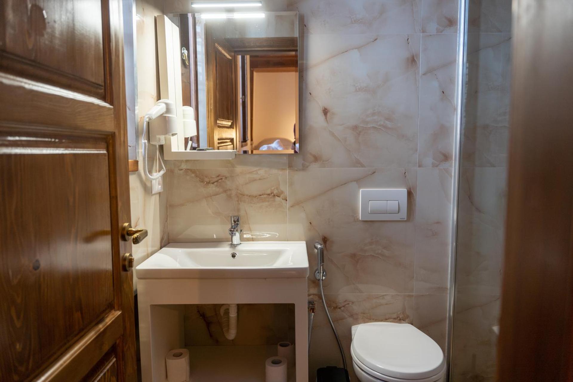 Triple Room with Private Bathroom