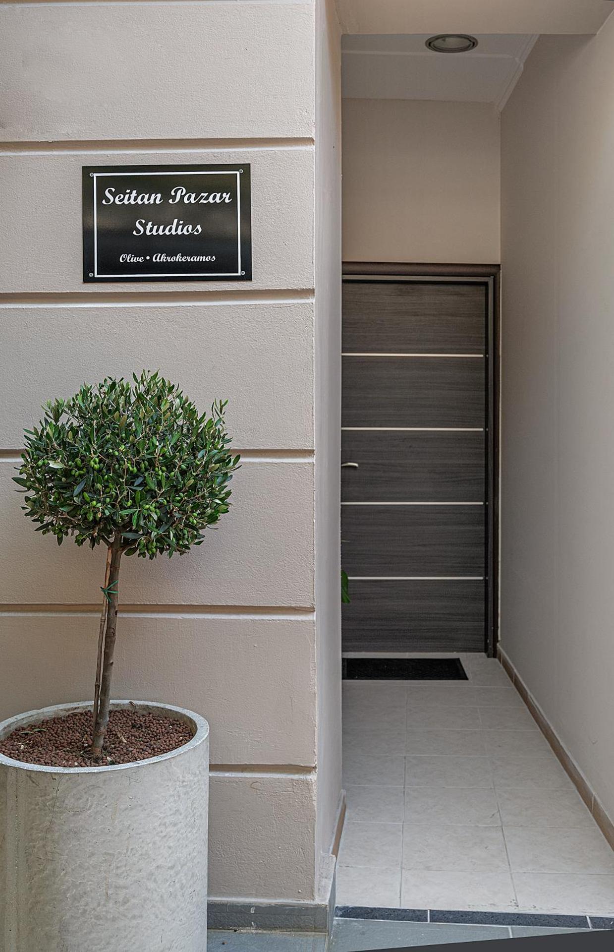 SEITAN PAZAR (Olive/Akrokeramos)