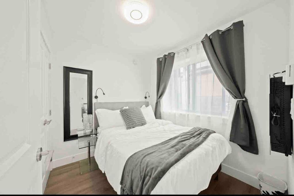 Entire NEW Cozy and Modern 2-storey HOUSE