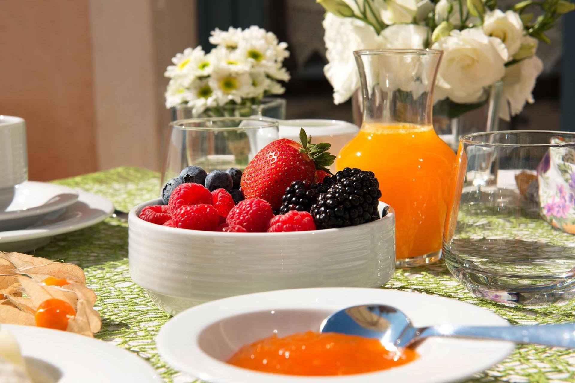 Continental breakfast