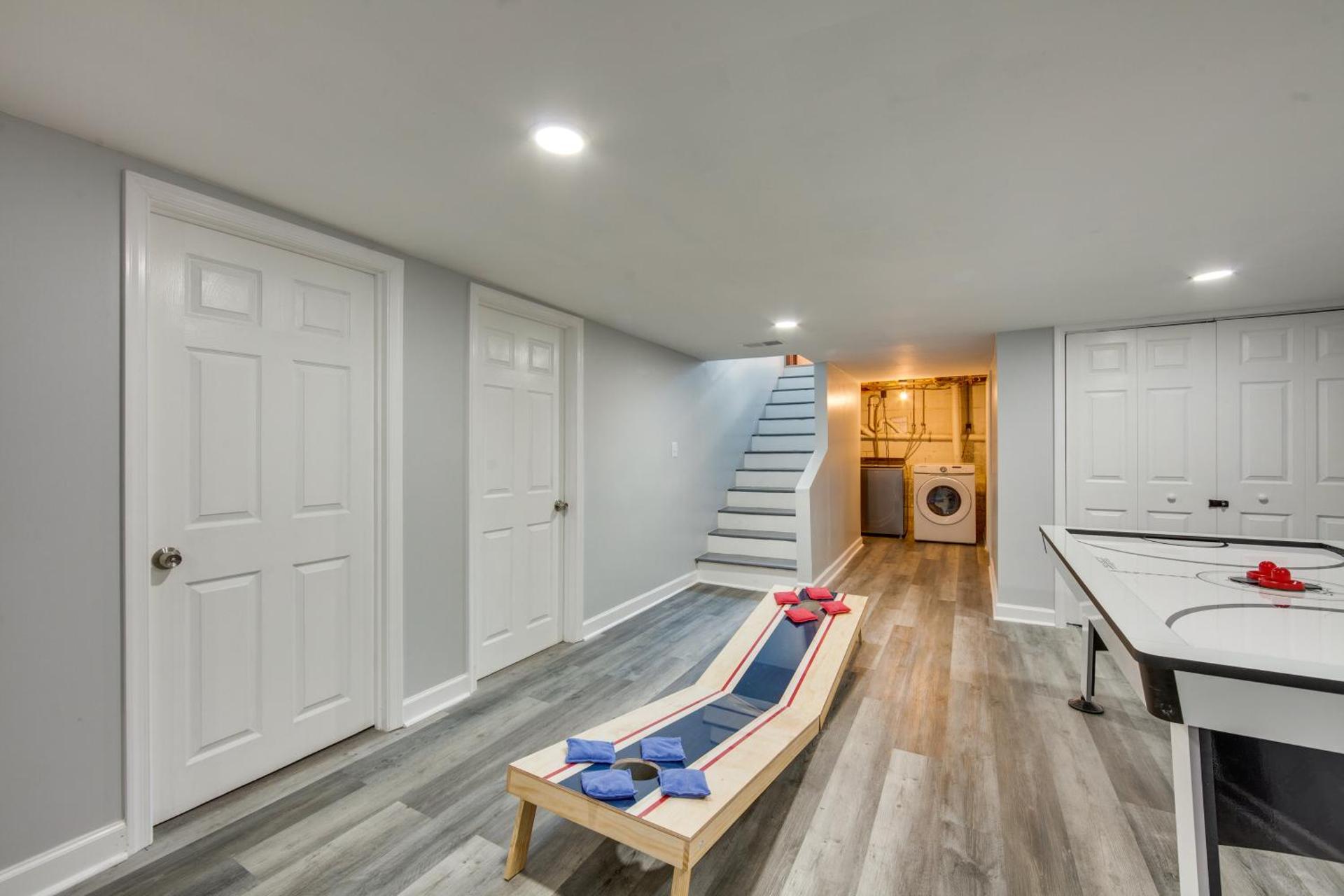 1 Mi to Hersheypark Family Home with Game Room!