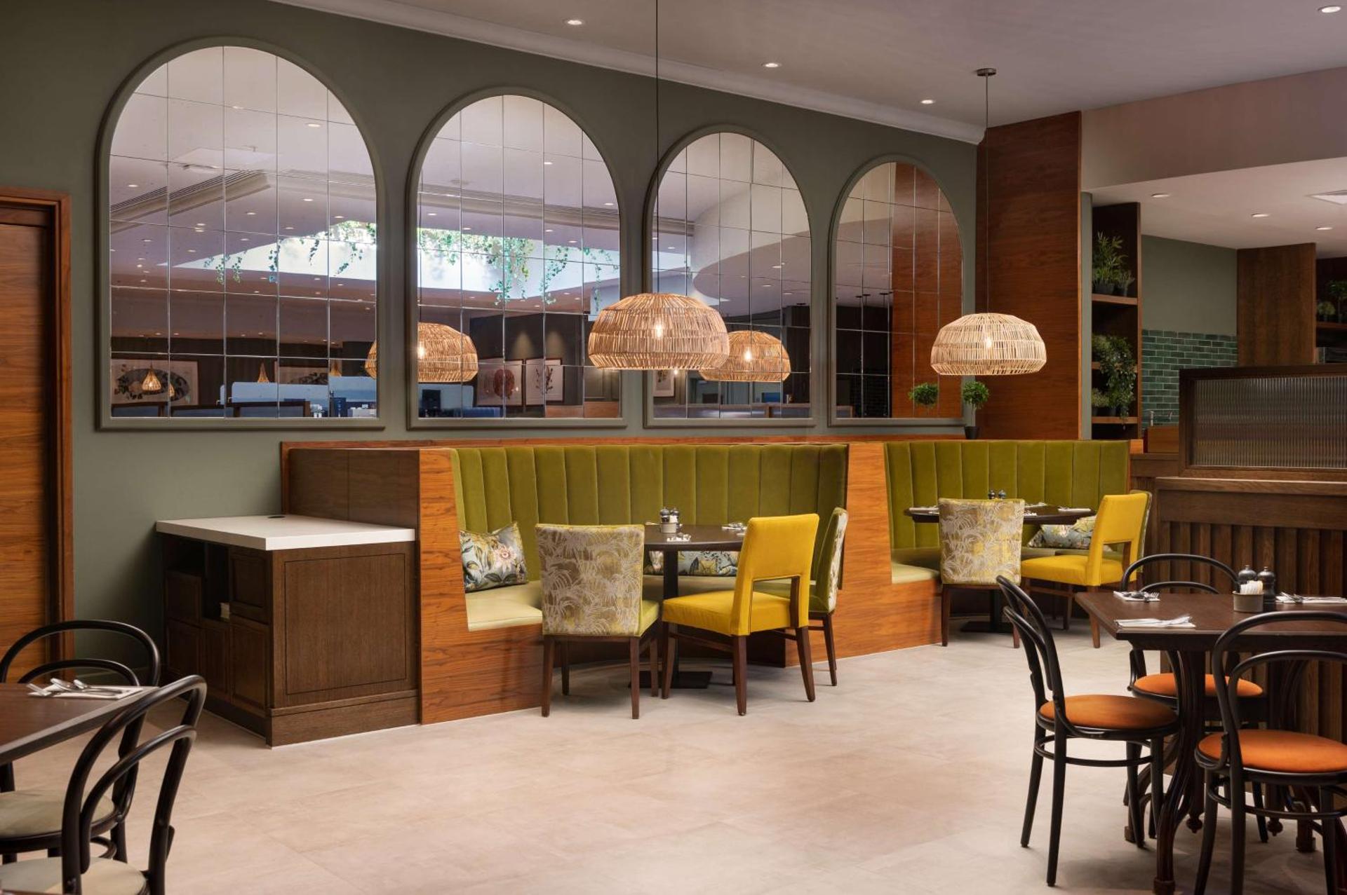 Restaurant/places to eat