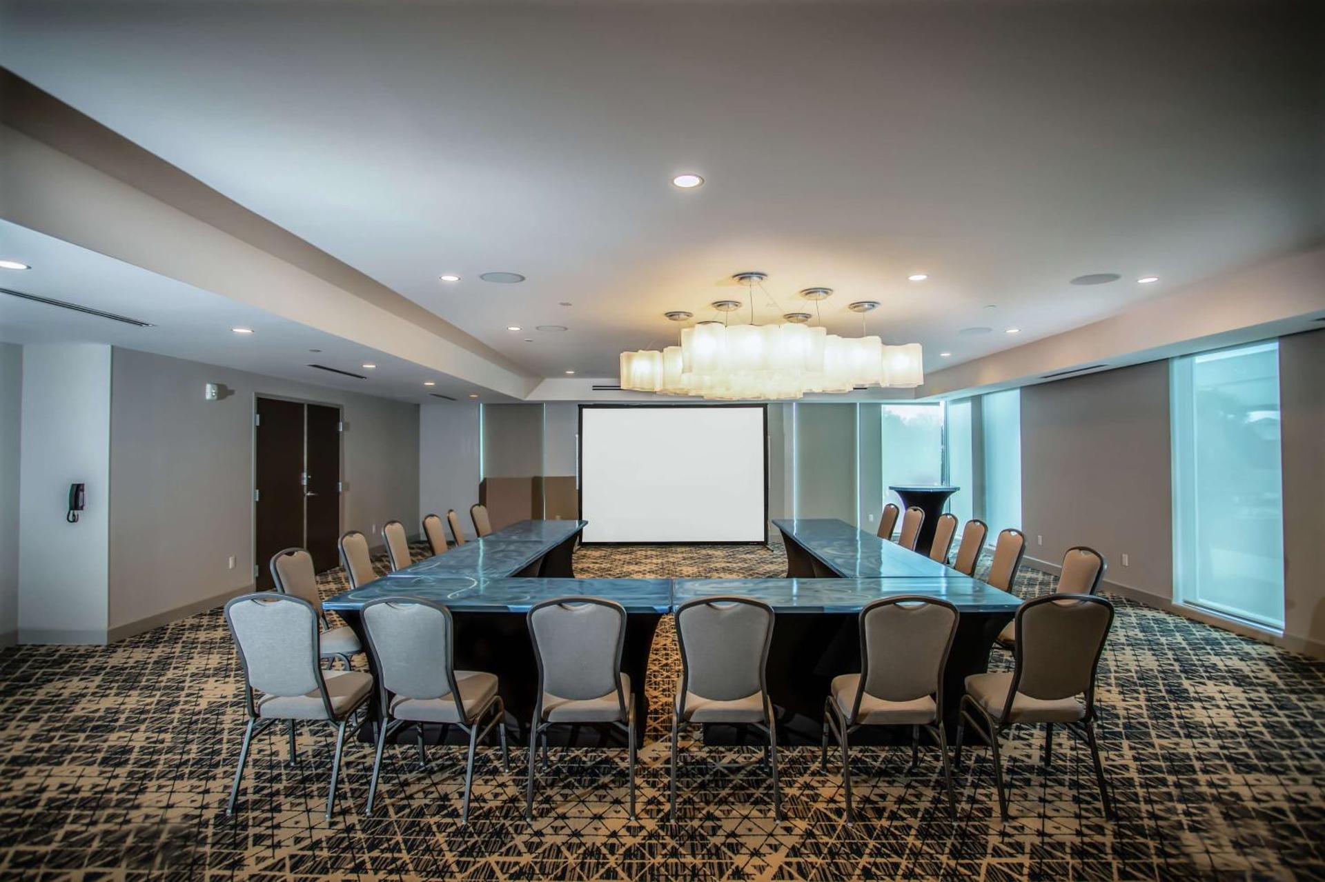 Meeting/conference room