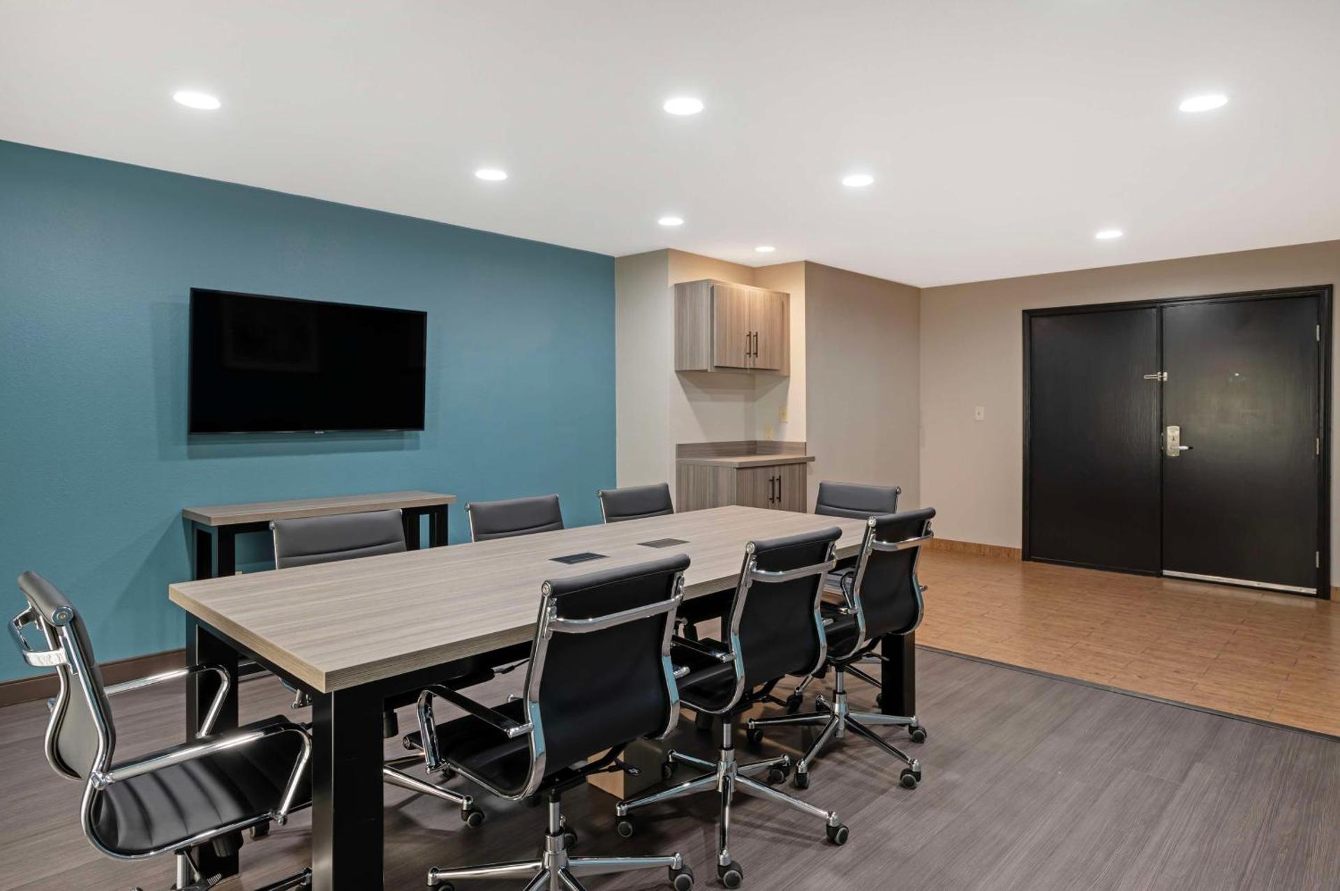 Meeting/conference room