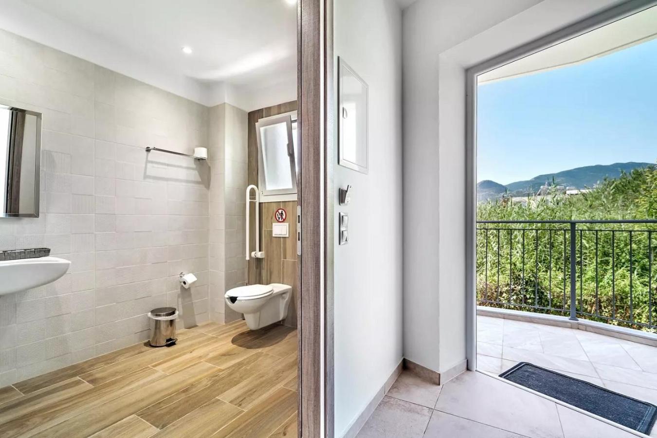 King Room - Disability Access