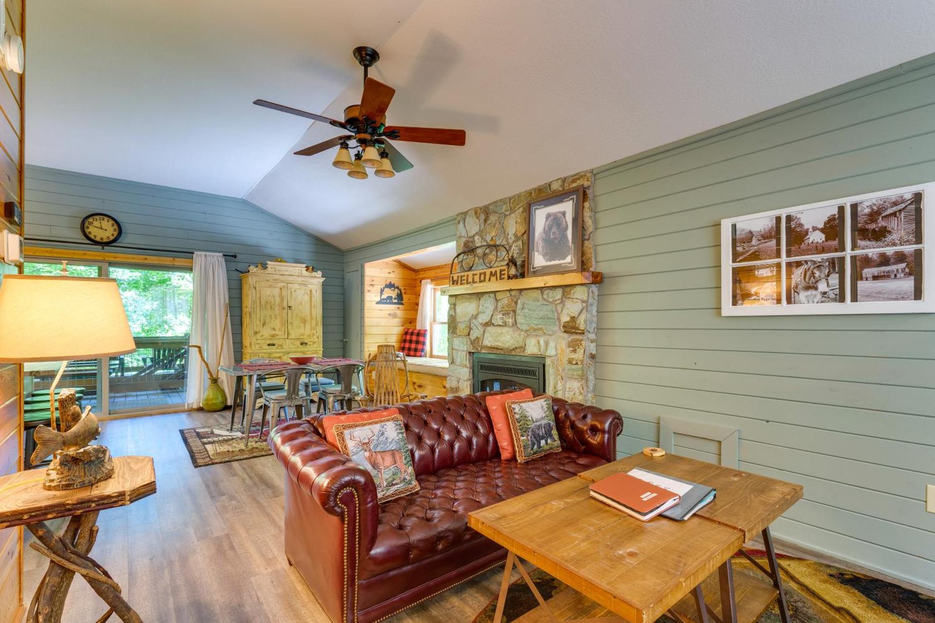 Cozy Creekside Cabin with Fire Pit and Views!
