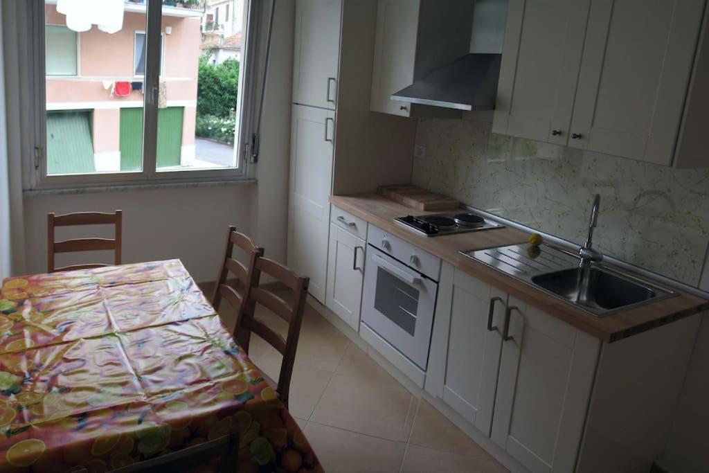 Apartment with private Garden