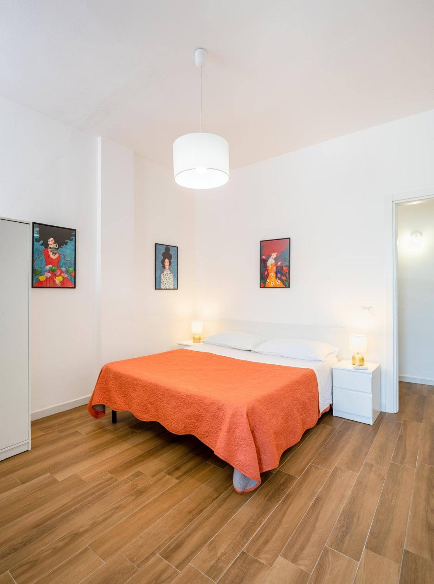 Arricàmpati Villa & Bringo Car Rental