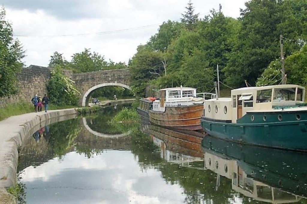 *F2GH* for your most relaxed & Cosy stay + Free Parking + Free Fast WiFi *