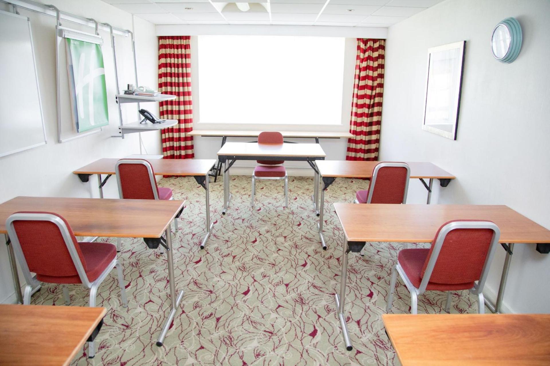 Meeting/conference room