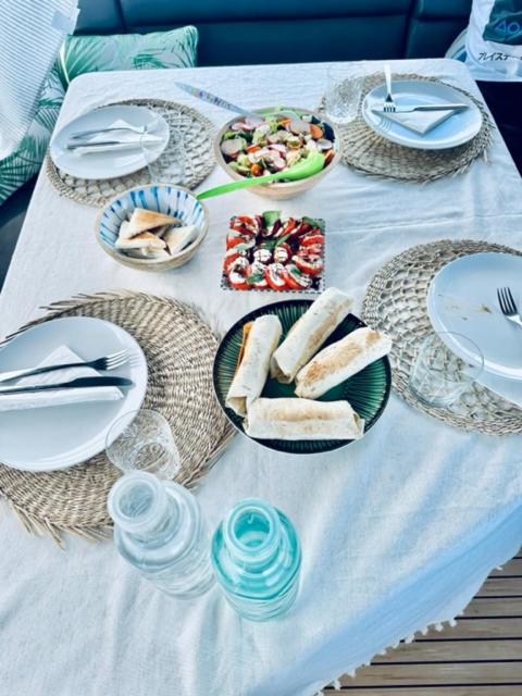 MotorYacht 21 avec équipage