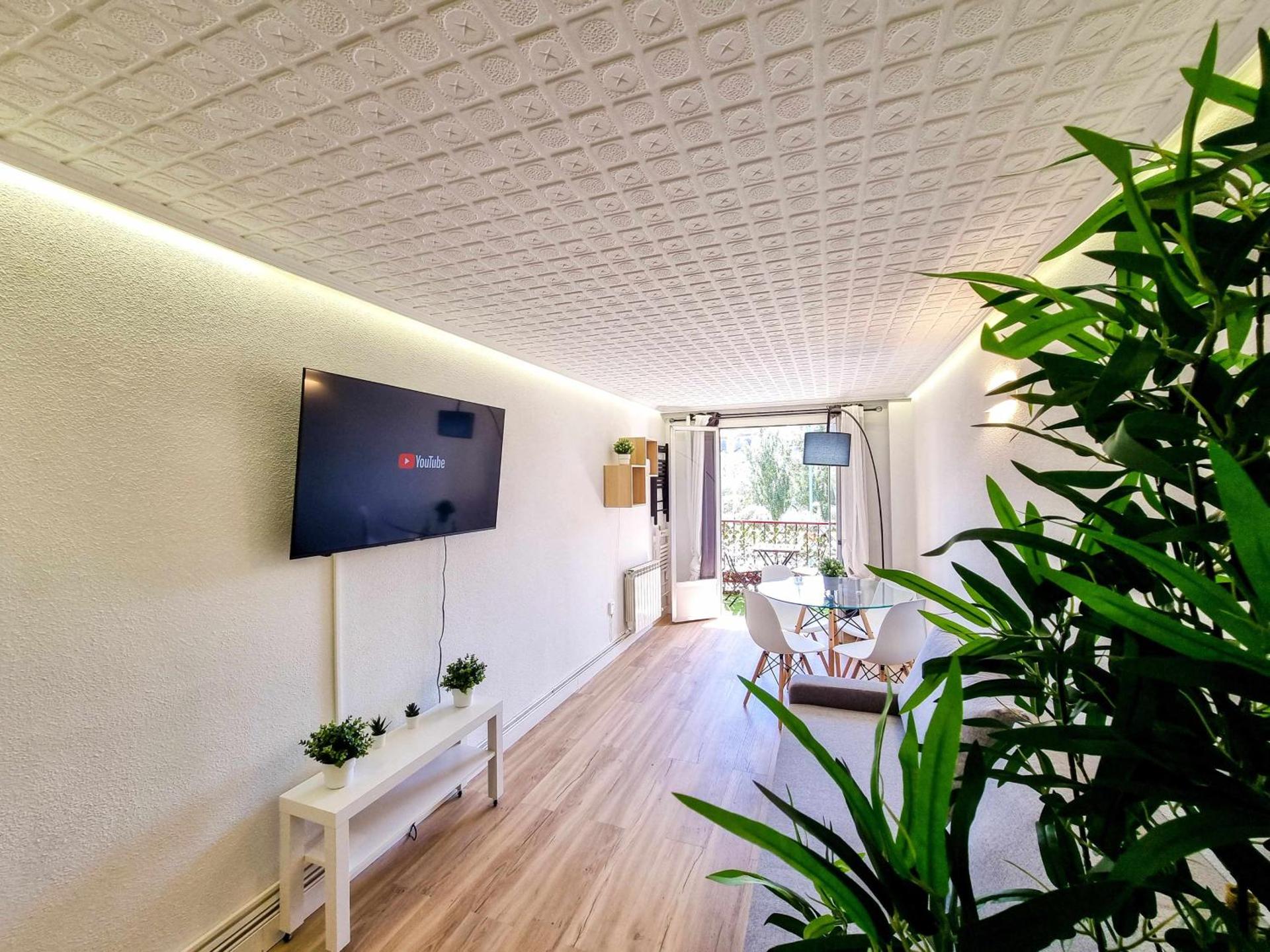 Front Views To El Pilar ComoTuCasa