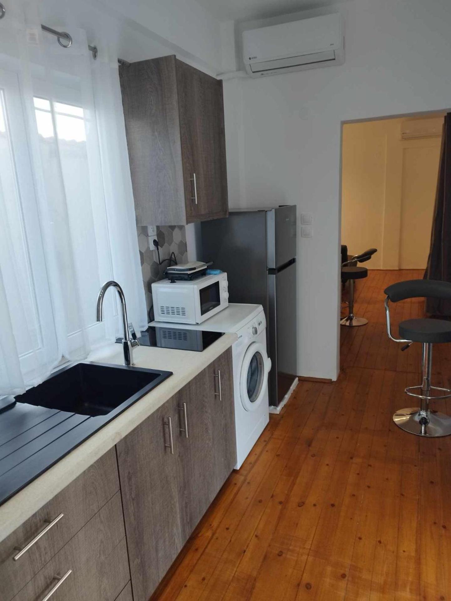 Petmeza Top Aigio City F