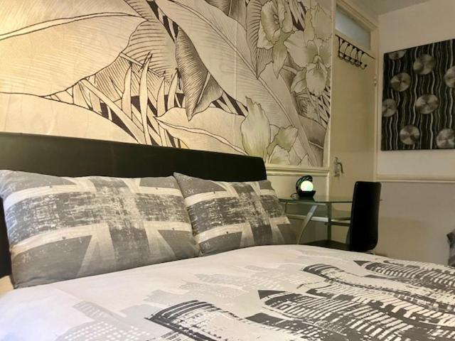 Private stay @ London-Stratford.