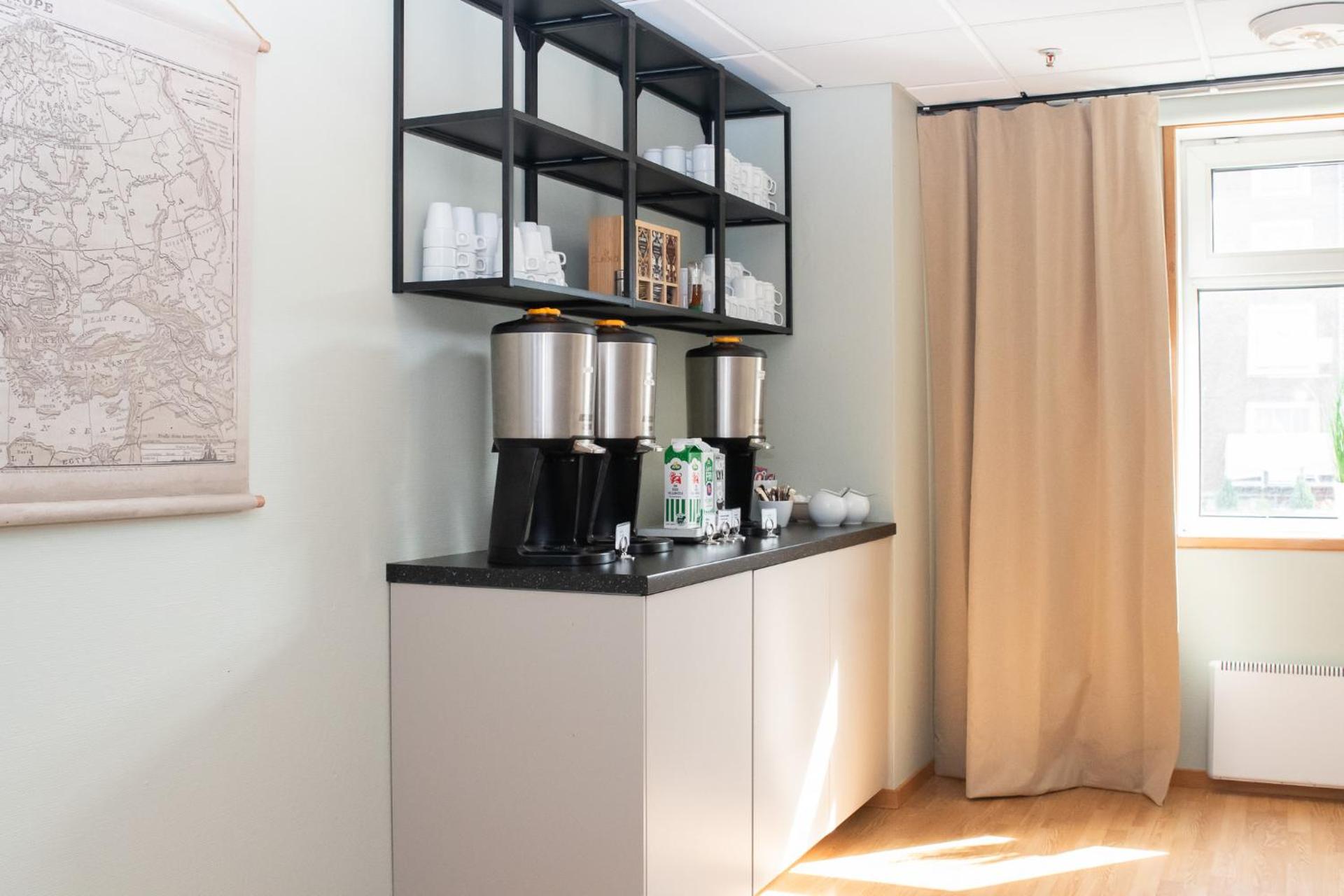 Coffee/tea facilities