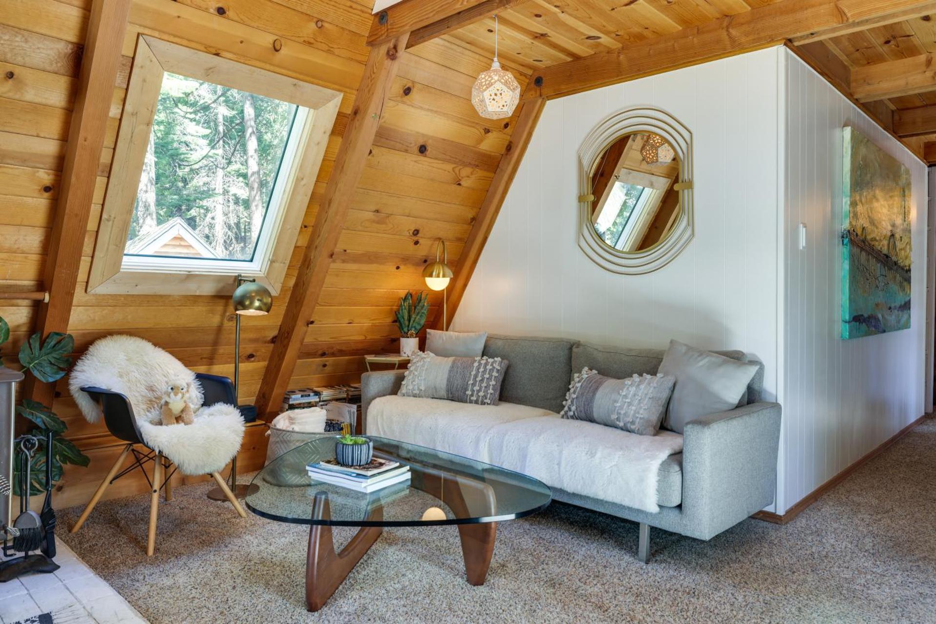 Decks, Grills and Fire Pit Camp Connell Hideaway!