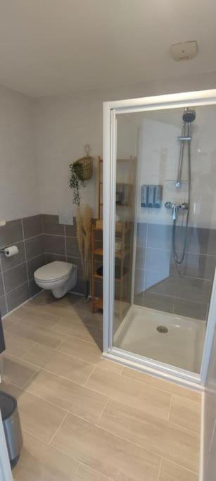 107 Paisible et unique avec terrasse sur vue piscine