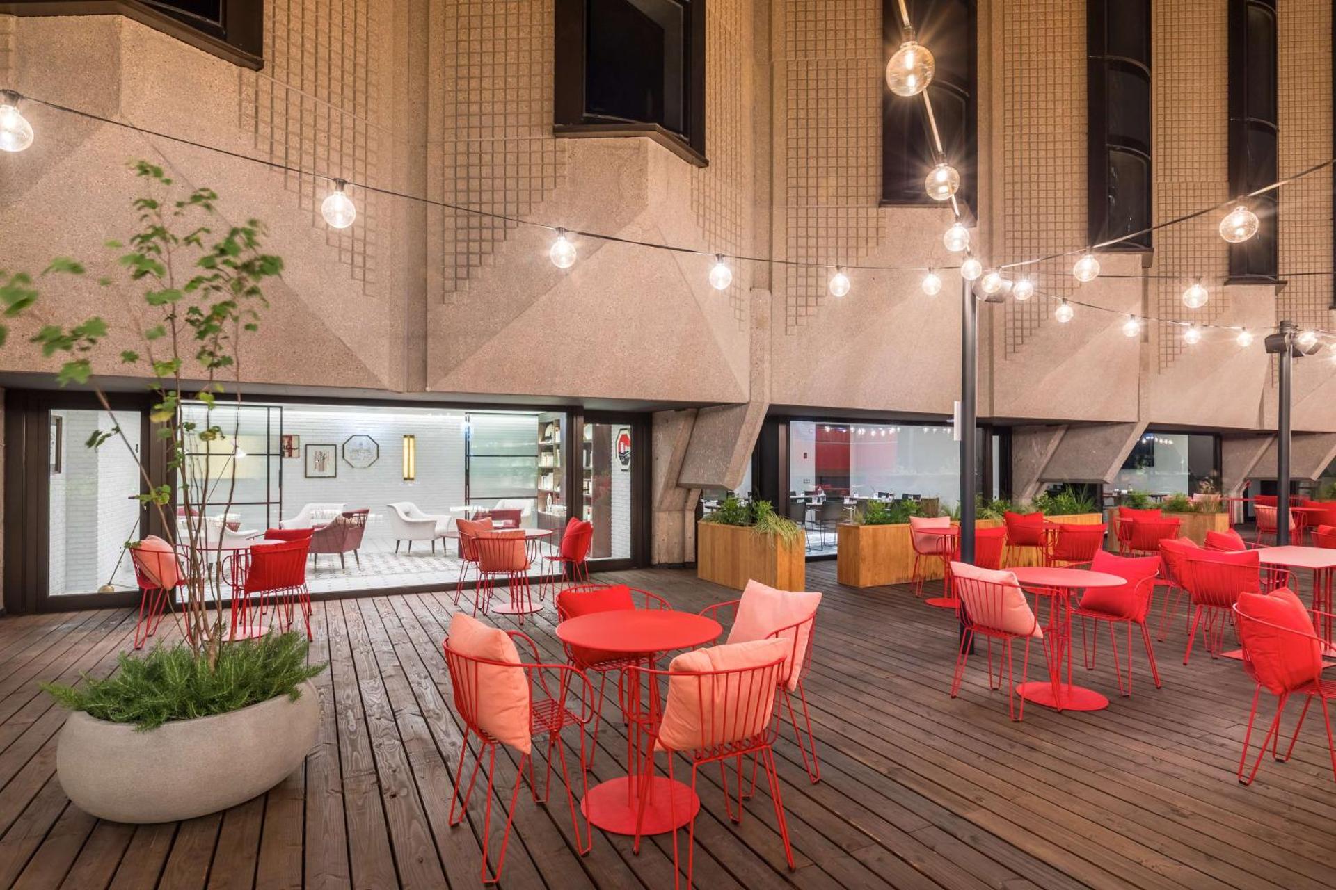 Restaurant/places to eat