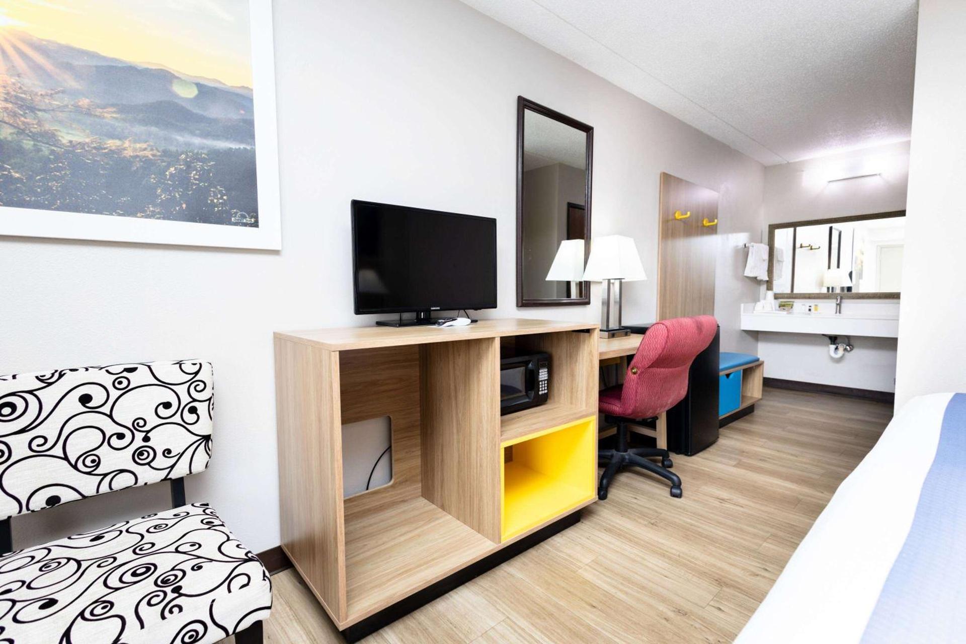 Photo of the whole room