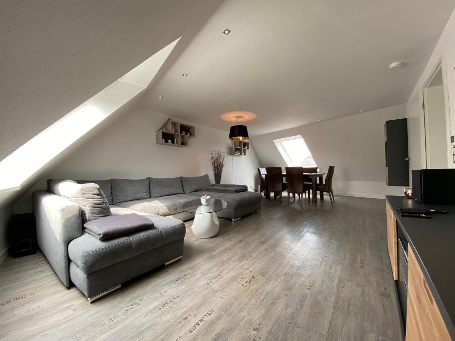 Communal lounge/ TV room